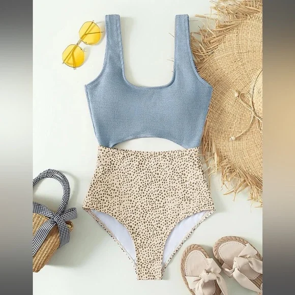 Women one piece multi colored swim suit - Picture 5 of 5